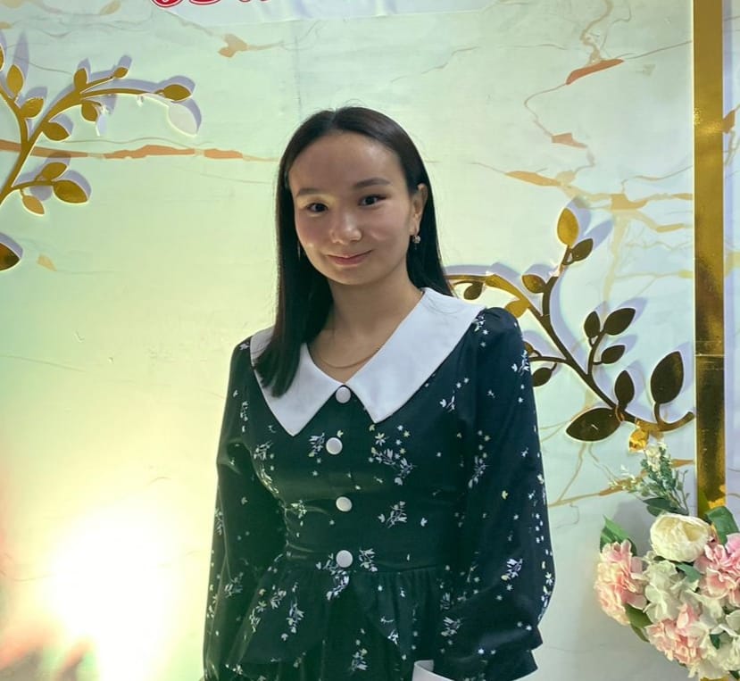 Әділбекова Назерке Әбілбекқызы, "Ағылшын тілі" пәнінің педагогы